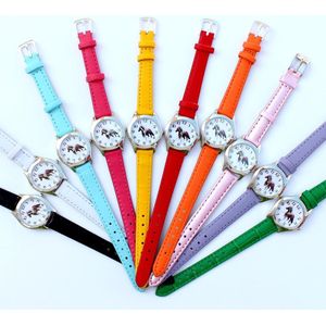 10 Stks/partij, Gemengde Leuke Meisje Dames Horloge Kinderen Horloges Paard Roze Lederen Quartz Student Kids Animal Cartoon Kinderen Horloge