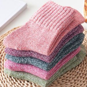 5 Pairs = 10 Stuks Winter Dikke Warme Sokken Harajuku Mode Kunst Lijn Sok Comfortabele Katoenen Vrouw Eenvoudige Sokken
