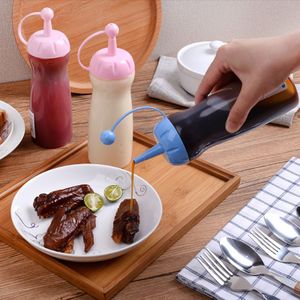 Plastic Squeeze Fles Kruiderij Mosterd Dispenser Saus Azijn Olie Squeeze Fles Draagbare Keuken Ketchup Sushi Tool