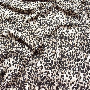 145x100 cm Luipaard patroon Geïmporteerd Zachte Chiffon Stof voor Vrouwen Lange strand Jurk, Shirts Naaien Patchwork Doek bekleding
