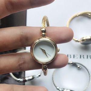 1Pcs Vintage Retro Quartz Horloge Dames Vrouwen Jurk Armband Horloge Roestvrij Staal Chic Horloges Goud Zilver