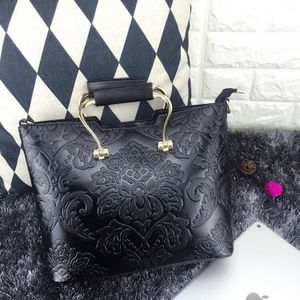 Nieuwe Mode Zachte PU Lederen Tassen Vrouwen Schoudertassen Luxe Handtassen Vrouwen Tas Designer Crossbody Tassen voor Vrouwen Casual Messenger Bag kopen vanaf een prijs van 11