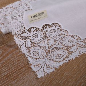 A007: Wit premium katoen kant zakdoeken haak zakdoeken voor vrouwen/dames huwelijkscadeau