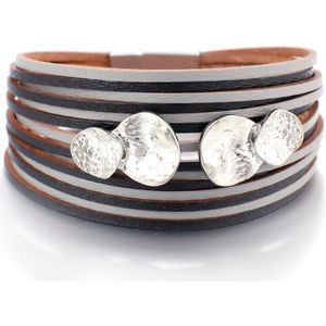 Amorcome Vintage Magneet Gesp Multilayer Wrap Armbanden Voor Vrouwen Onregelmatige Metalen Charm Lederen Armband Vrouwelijke Bijoux Femme