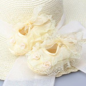 Zomer Prinses Meisje Sokken Kant Bows Pasgeboren Sokken Met Anti Slip Zolen Baby Peuter Vloer Babysokjes Schoenen