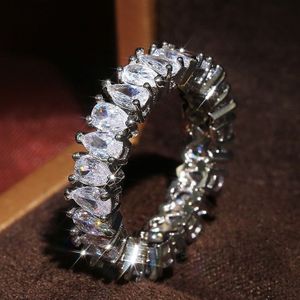 Huitan Trendy Vrouwen Trouwringen Briljante Water Zirconia Romantische Belofte Ring Stijlvolle Liefde Sieraden Top