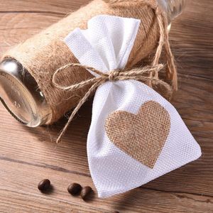 12Pcs Tas Trendy Natuurlijke Linnen Zakjes Hart Patroon Trekkoord Linnen Tassen Wedding Bags Candy Sieraden Party Favor tas