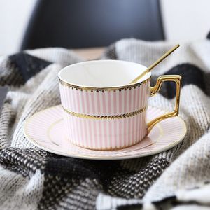 Ontbijt Vintage Speciale Espresso Koffie Beker Porselein Afternoon Tea Sets Europese Britse Afternoon Caneca Koffie Cup Sets