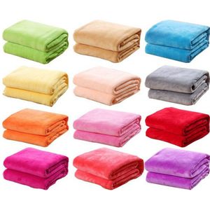 1 PCS 50 cm * 70 cm Bed Deken Fleece Dekens Voor Bed Gooi Deken Machine Wasbaar Thuis Textiel Effen willekeurige Kleur