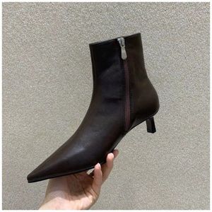 Suojialun Mode Wees Teen Laag Dunne Hakken Korte Laarzen Vrouwen Elegante Chelsea Boot Lente Enkellaars Dames Pump Schoenen