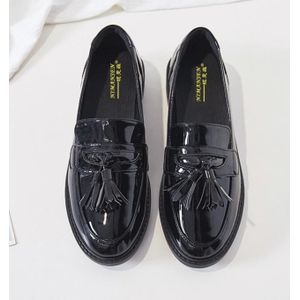 Britse Stijl Chunky Vrouwen Enkele Schoenen Glans Lakleer Slip Op Mocassins Fringe Decoratie Student Oxfords Schoenen Chic