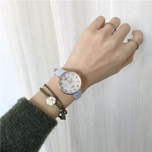 Bubble Dial Vrouwen Casual Horloges Kwaliteiten Dames Horloges Eenvoudige Nummer Schaal Vrouwelijke Quartz Lederen Horloge