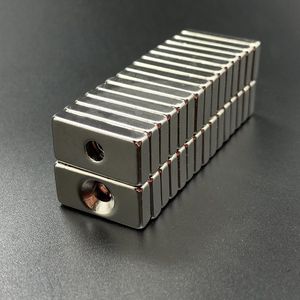 Neodymium Magneet 20X10X4 Gaten 4 N35 Ndfeb Vierkante Super Sterke Sterke Permanente Magneet Blok Zeldzame Aarde koelkast Magneet