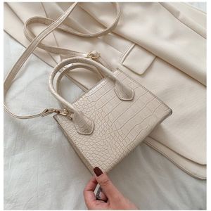 Kleine Krokodil Patroon Effen Kleur Pu Lederen Crossbody Tassen Voor Vrouwen Zomer Dame Schouder Handtassen Vrouwelijke Eenvoudige Bakken