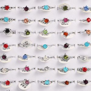 Veel Job 20Pcs Kleur Crystal Rhinestone Verzilverd Vrouwen Ring Engagement Wedding Party Mode-sieraden