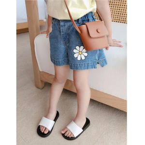 Kinderen Bloem Denim Shorts Zomer Stijl Meisjes Broek Kinderen Broek Meisjes Casual Jeans Kids Shorts Meisjes Losse Broek