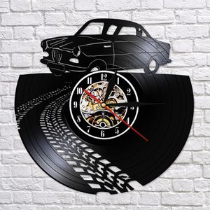 Vintage Retro Auto Met Road Mark Stille Quartz Vinyl Record Wandklok Sport Auto Raceauto Horloge Auto Liefhebbers Home Decor