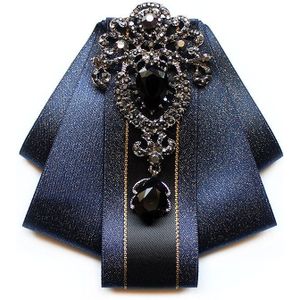 Hoogwaardige Handgemaakte Diamanten Britse Stijl Strikjes Bruidegom Stalknecht Jurk Pak Strass Bowtie Voor Mannen Bruiloft Accessoires