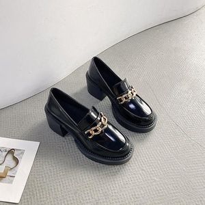 Ronde Teen Vrouwen Schoenen Platform Oxfords Schoeisel Loafers Met Bont Britse Stijl Casual Sneaker Zwart Flats Klompen Leer