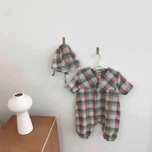 3449 Britse Plaid Baby Meisjes Jongens Romper Met Hoed Wassen Katoen Tweedelige Set Lange Mouw Babykleding Overalls Voor kids