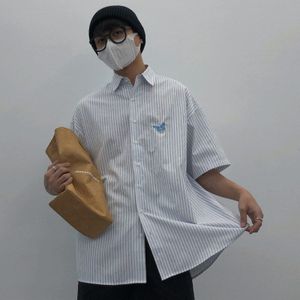 Ewq/Herenkleding Vlinder Borduurwerk Koreaanse Stijl Shirt Casual Paar Oversize Gestreepte Shirt Tij Kleren 9Y2669