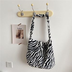 Zachte Pluche Vrouwen Messenger Bag Vintage Zebra Patten Dames Schoudertassen Grote Capaciteit Studenten Meisjes Harige Tote Handtas Handtassen