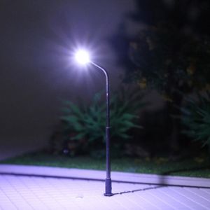LQS06 10 stks Modelspoor Trein Lantaarnpaal Street Lights 1:150 N Schaal LEDs 6.2 cm Gratis Weerstanden Miniatuur architectonische