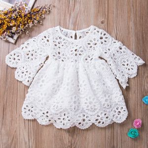 Mode Familie Bijpassende Kleding Moeder Dochter Jurken Vrouwen Floral Lace Jurk Meisje Mini Jurk Mom Baby Meisje Party Kleding