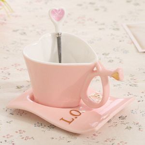 Meltset 1 set Hart Vorm Keramische Kopje Koffie Set Koffie Kop + Schotel + Lepel Tea Cup Set Voor paar Valentines