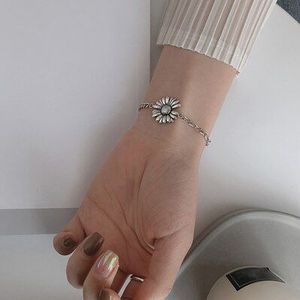 Huanzhi Zomer Japan Zoete Glazuur Daisy Bloem Imitatie Parels Verstelbare Armband Voor Vrouwen Meisjes Sieraden