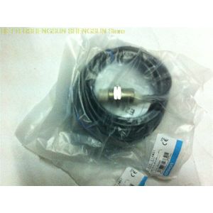 OMRON naderingsschakelaar E2E-X14MD1/E2E-X14MD1-M1J/E2E-X14MD1S