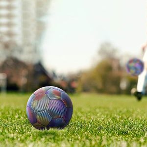 Norman - Lichtgevende Voetbal voor Kinderen en Volwassenen: Ontdek Het