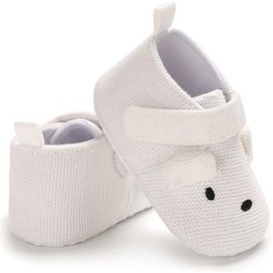 Gloednieuwe Pasgeboren Baby Peuter Baby Boy Girl Soft Sole Crib Schoenen Warm Pasgeboren Casual Schoenen Cartoon Gebreide Eerste wandelaars