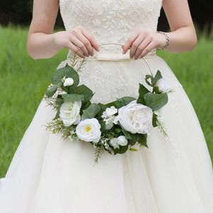 JaneVini Witte Roos Bruid Bloem Mand Boeket Kunstmatige Groene Bladeren Ronde Bloemen Krans Bridal Wedding Boeket Accessoires