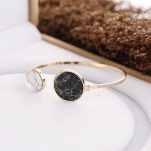 Gouden Plaat Zwart Wit Geometrische Ronde Open Manchet Punk Armband Faux Marmeren Steen Armband