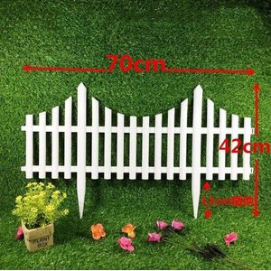 5Pcs Plastic Tuin Hek Monteren Wit Europese Stijl Insert Grond Soort Plastic Hekken Voor Tuin Countryyard Decor