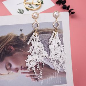 Zoete Hyperbool Stijl Lange Kant Vrouwen Oorbellen Koreaanse Selling Glanzende Parel Bloem Oorbellen Sieraden