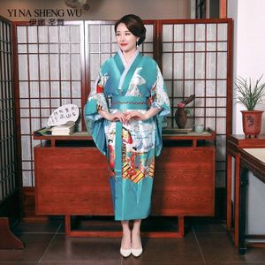Japanse Kimono Vrouwelijke Zomer Vrijetijdskleding Kimono Badjas Satin Gedrukt Vrouwen Lange Stijl Japanse Cosplay Kostuum Gratis Grootte