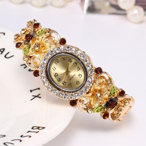 Elegante Armband Horloge Vrouwen Luxe Kristal Bloem Armband Horloges Luxe Quartz Horloge