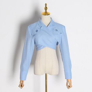 Twotwinstyle Asymmetrische Slanke Vrouwen Blouses Revers Kraag Lange Mouwen Vintage Korte Shirts Voor Vrouwelijke Mode Kleding