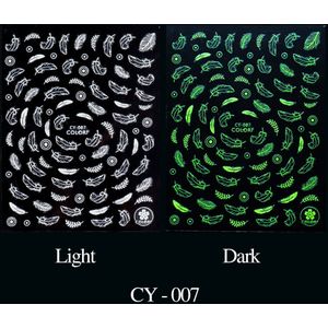 1Pcs 3D Groene Lichtgevende Sticker Voor Nagels Vlinder Bloem Blad Glow In The Dark Sliders Wit Nail Stickers Manicure CHCY001-009