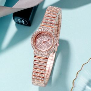Selling Kleine Ronde Horloge Met Diamant Band Mode Kleine Wijzerplaat Horloge Luxe Lichtgevende Vrouwen Quartz Horloge