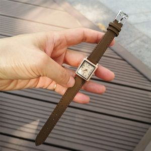 Vintage Lederen Vrouwen Horloges Luxe Mode Vierkante Dames Horloges Casual Kleine Vrouwelijke Quartz Klok Zegarek Damski