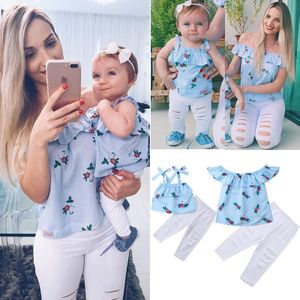 Moeder & Dochter Matching Zoete Mooie Vrouwen Meisjes Bloemenprint Gestreepte Mouwloze Ruches Tops Broek 2Pcs Familie Kleding