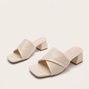 Dikke Hak Zomer Sandalen Outdoor Slides Slippers Schoenen Vrouwen Schoenen Vierkante Neus Muilezels Schoenen Sandalias Chaussure Femme Abrikoos