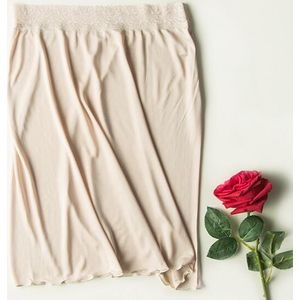 Vrouwen Kant Zwart Wit Abrikoos Half Slip met Kant Lange 40-50 cm Comfortabele Zijde Slips Onderrok Nachtkleding