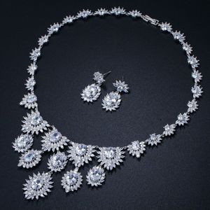 CWWZircons Zirconia Verharde Grote Bloem Wedding Ketting en Oorbel Luxe Groene Bruids Sieraden Sets T318