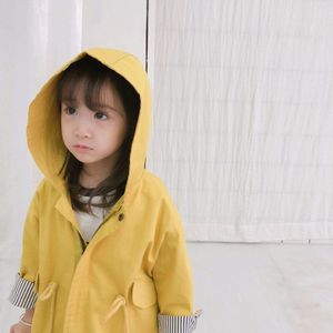 Peuter Baby Uitloper Geel Mode Hooded Windjack Voor Meisjes Mooie Bag Kids Trenchcoat Herfst Meisjes Jassen Kleding