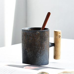 Japanse Stijl Vintage Keramische Mok Koffie Thee Cup Tumbler Roest Glazuur Kantoor Thee Melk Bier Mok Met Lepel Houten Handvat water Cup