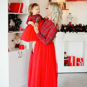 Familie Bijpassende Outfits Moeder En Dochter Rode Plaid Tulle Midi Jurk Christmas Party Kleding Kinderen Ouder Formele Gown Dress